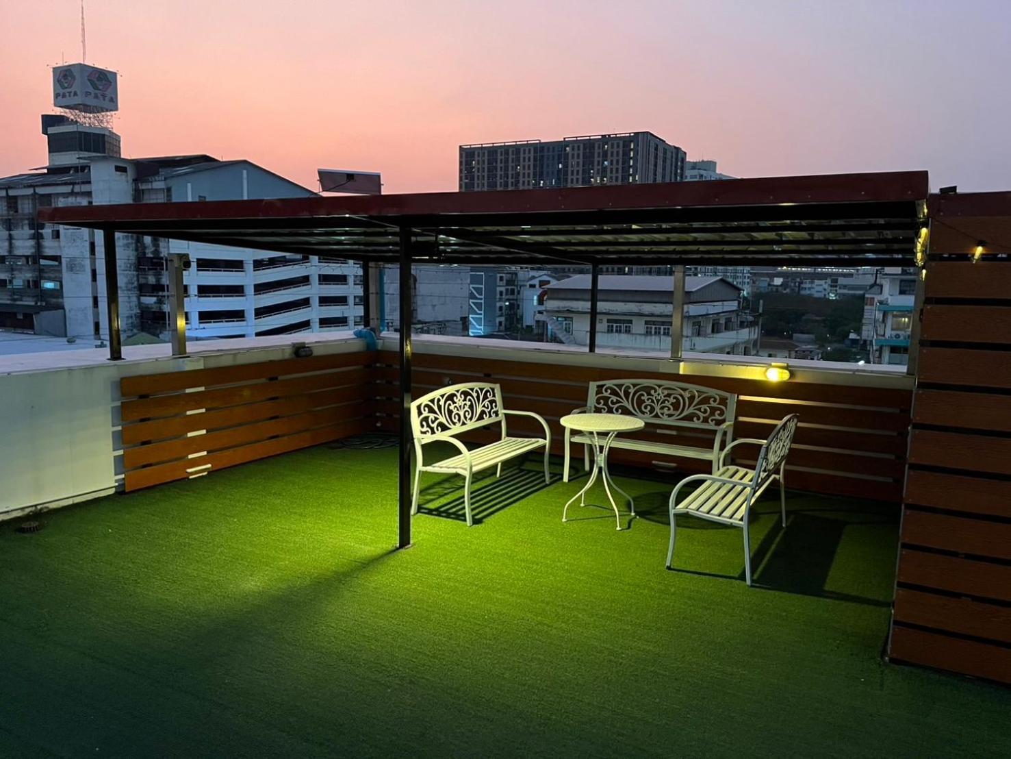 Sunset Residence Pinklao Бангкок Екстер'єр фото