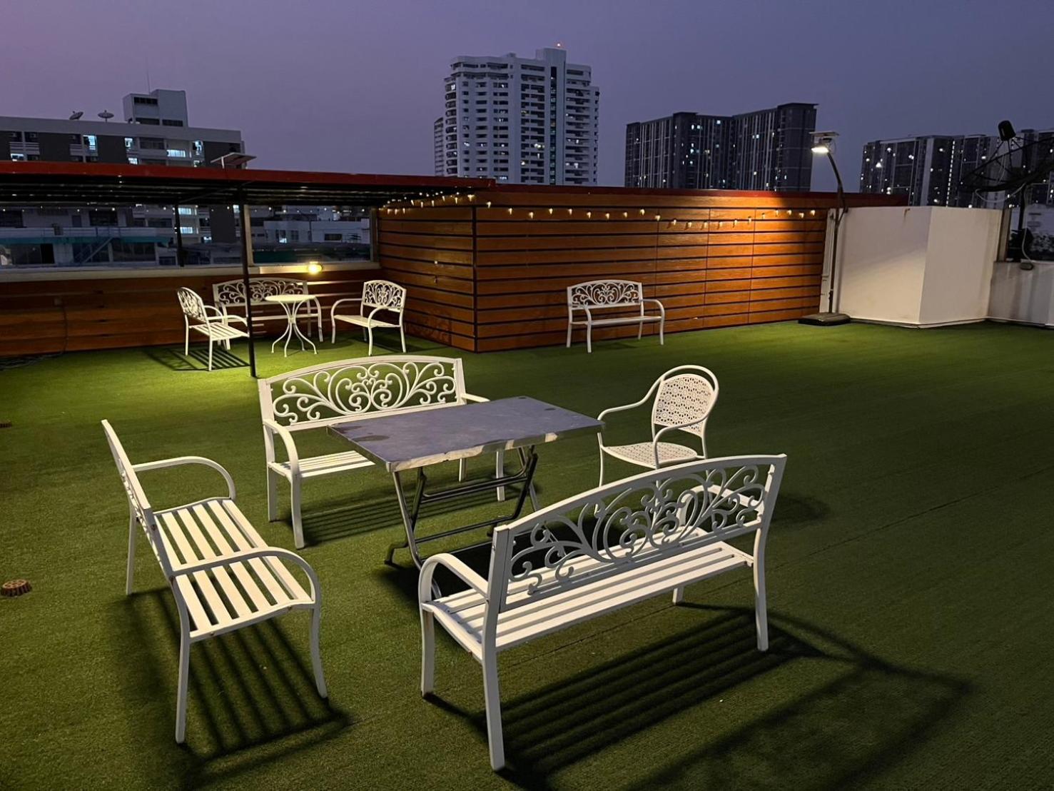 Sunset Residence Pinklao Бангкок Екстер'єр фото
